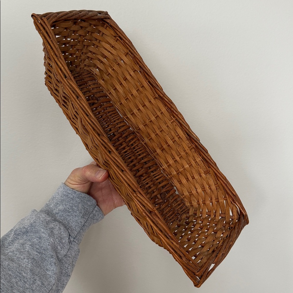 Vintage Wicker Rectangular Basket Classic MCM Tan/Lt Brown Approx 13.25x6x4 EVC